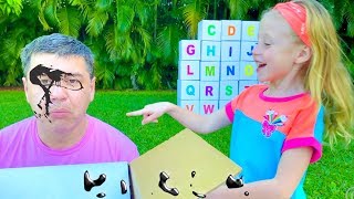 Nastya dan ayah belajar alfabet bahasa Inggris