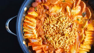 Budae-jjigae : 부대찌개 (Korean Army Base Stew) | Ordinary Kitchen 오디너리 키친