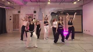BINI āZero Pressureā Mirrored Dance Practice