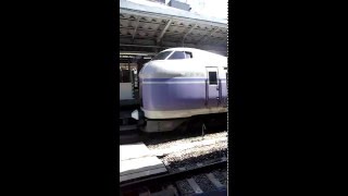 JR東日本中央本線E351系 特急スーパーあずさ号 松本行き 新宿駅発車