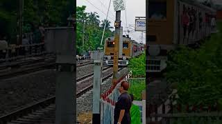 EMU local train arrival🤩 at Ichhapur🔥  #trainvideo #trainstatus