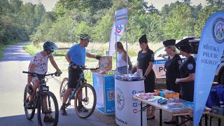 MĚSTSKÁ POLICIE NA CYKLOSTEZCE V SOKOLOVĚ TENTOKRÁT S PREVENCÍ