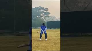 Kiccha Practicing Cricket 🏏 #max #cricket #kicchasudeepa #indianactor #sudeep #kichhasudeep #kannada