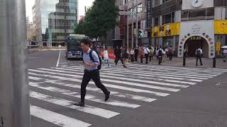 名古屋市交通局市バス三菱ふそう自動車ＮＦ５５０発車します