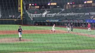 OU Sooners Tanner Tredaway steals 2nd off UMich Logan Ford 2/20/22 at Globe Life Field