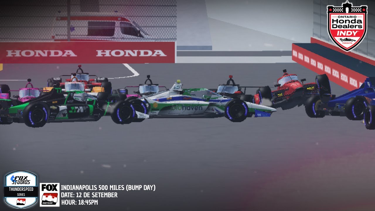 Street Long Line For Toronto 300 Indycar Series Youtube