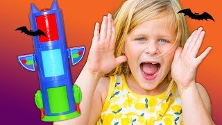 PJ MASKS  Visits the Transforming Towers with the Assistant Toy Parody