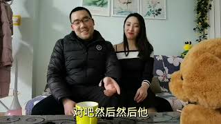 因为没给5000块钱，男友被单身父亲用鞋底打出家门，半夜投奔咪咪