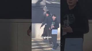 230409 Kyungsoo and Chanyeol arrived at the Clock Fanmeeting venue #exo #kyungsoo #chanyeol D2