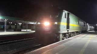 16232/Mysuru-Mayiladithurai Express || KJM 32561 WAG-9HC | Arrived in Hosur | LHB Coaches