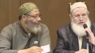 Funny QA by SheikhYusuf Estes about Beard and Hijab