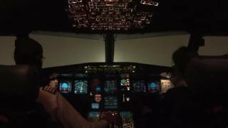 A320 RAW DATA Approach with CROSSWIND