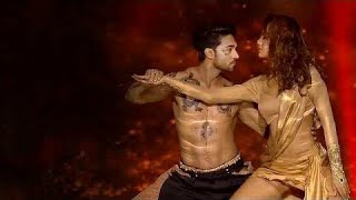 Laal Ishq | Esha Gupta | Sensuous Dance | Hottest Bollywood Scene I Performance | HD Video | Latest