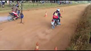 ARRANCADÃO NA TERRA - Protótipo 2t vs. Ml 200cc Karruira