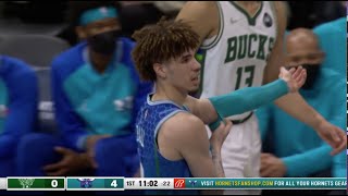 LaMelo Ball WILD Behind-The-Back Pass 😱