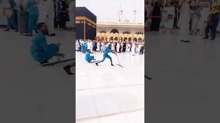 Mashallah cleaning in Makkah🕋🕋💕💕#shortsvideo #1millonveiws #viralshort #mashallah #subhanallah#viral