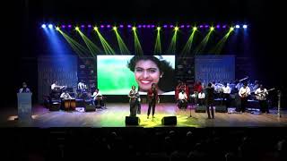 Tujhe Dekha Toh Ye Jana Sanam | Kumar Sanu | Lata Mangeshkar Live Performance Priya Chavan & Ashish