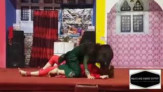 Pakistani Hot mujra by two dancers