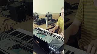 #мем #эйпомогите #музыкант Эй помогите, хахахаха на фортепиано 🎹 🎹 🎹