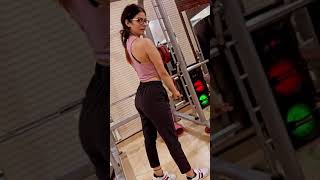 Fiza Chaudhary ! ABS Workout At Gym #Fitness #Shorts 🔥