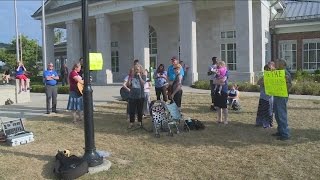 Rowan County Clerk does not return to work first day out of jail