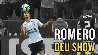 Romero domina a bola e faz embaixadinhas de cabeça contra o Palmeiras