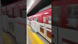 京急1500形1731編成　快特三崎口行き　宝町駅到着【三菱電機1C8MGTOVVVF】#ダイキ600系 #shorts #京急1500形 #都営浅草線#宝町駅