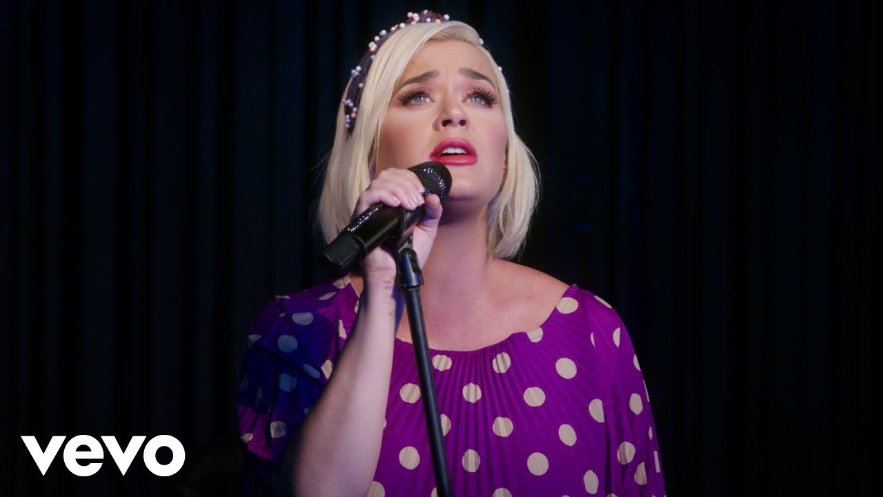 Katy Perry - What Makes A Woman Katy Perry - What Makes A Woman