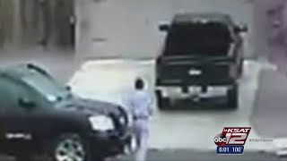 Caught on camera: Thieves take tailgate