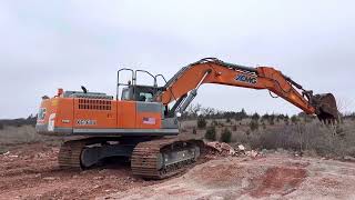 Test Operating An XCMG 360 Excavator