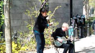 Street singers on Prince Arthur in Montreal