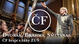 Petr Altrichter řídí české filharmoniky a žáky ZUŠ: Dvořák, Brahms, Smetana: Vltava