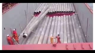 Workplace Safety - Crane fails - Never work under suspended load