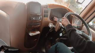 Bus Nissan JA cockpit view