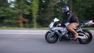 CBR1000RR Highway Wheelies