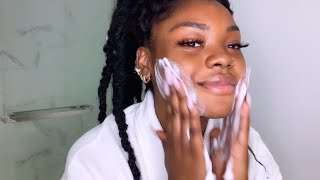 Routine de soins sur mesure Omy avec Mamie