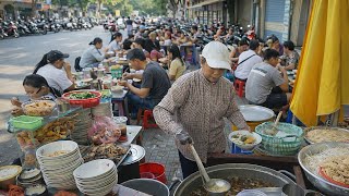 Tổng hợp 4 món ăn đông khách nhất của chị gái bán 7 ngày 7 món ở vỉa hè Sài Gòn