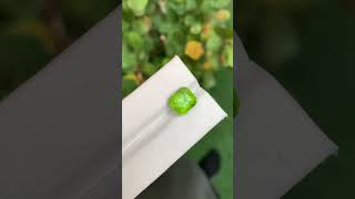 Brilliant 5.7 Ct Peridot – Vibrant Green Sparkle #youtube #gemstonebeauty #gemstone #gemstoneslabs