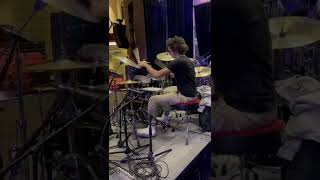 Download Lagu Pemeriksaan suara TORONTO shorts drums drummer... MP3 Gratis