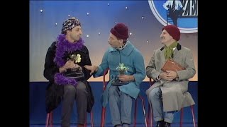 Aldo, Giovanni e Giacomo interpretano le loro madri a Zelig - Facciamo Cabaret 1998 (HD)