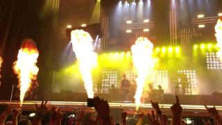 Rammstein Vienna 2016, Sonne, 4K,  ohne Stimme Lindemann wirft Mikro 2x weg, Publikum singt, Part1