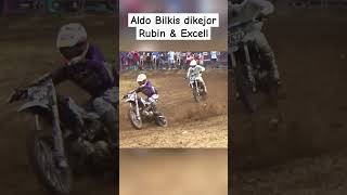 Aldo Bilkis dikejar Rubin dan Excell #grasstrack #motocross