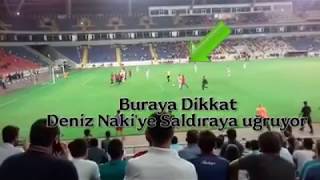 Taraftarla sahaya indi yumruklar konuştu