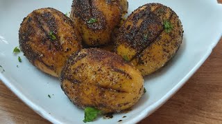 Simple \u0026 Spicy Egg Pepper Fry || முட்டை மிளகு வறுவல் || Muttai Roast