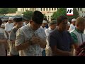 Thousands of Indonesia Muslims offer prayers for Eid