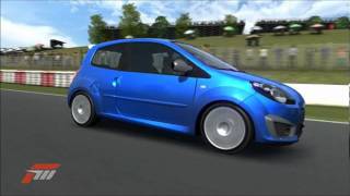 Driving the Renaultsport Twingo on Forza 3