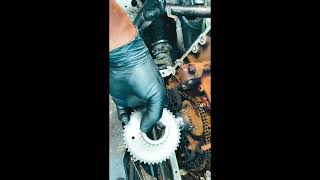 Mercedes w204 1.8l Turbocharged m271 HOW TO REPLACE OIL PUMP TIMING CHAIN & guide/ tensioner