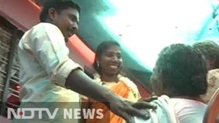 Now, a Kerala couple to take wedding vows for an election