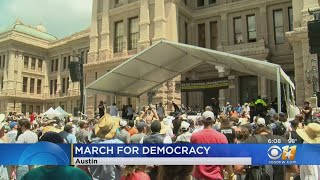 Willie Nelson Headlines Rally Against GOP-Backed Voting Changes In Texas