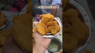 Sirf 20 Rs ke Mix Pakore 😍| Delhi Street Food | @theepicuregirllll_ ❤️ #delhistreetfood